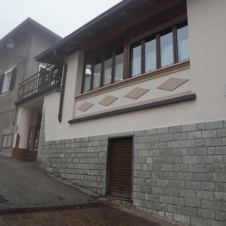 Foresteria Lombarda Da Giovanna Barzio Luaran gambar