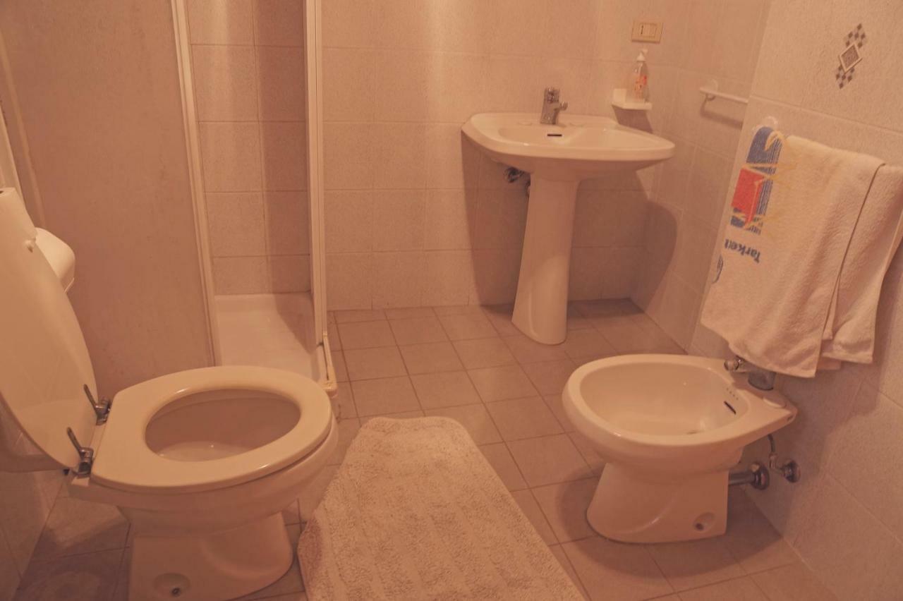 Foresteria Lombarda Da Giovanna Barzio Luaran gambar